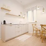 Victus Apartamenty, Apartamenty Compassi